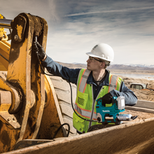 Load image into Gallery viewer, DGP180 Cordless Grease Gun