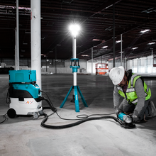 Load image into Gallery viewer, DML814 18V LXT® Cordless LED Tower Light