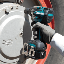 Load image into Gallery viewer, DTW700 18V LXT® Brushless Cordless Impact Wrench